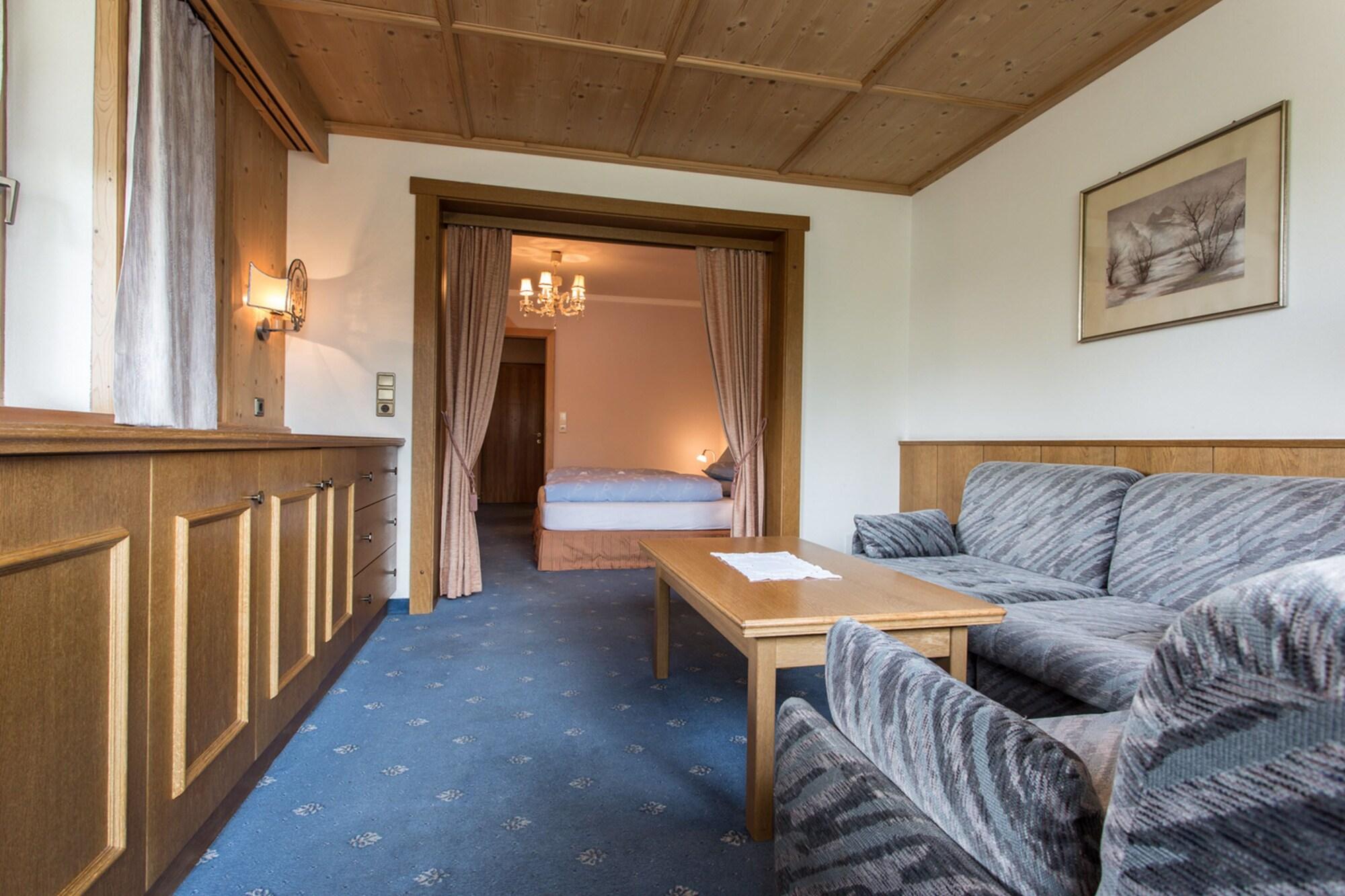 Hotel Solstein ゼーフェルト・イン・チロル エクステリア 写真